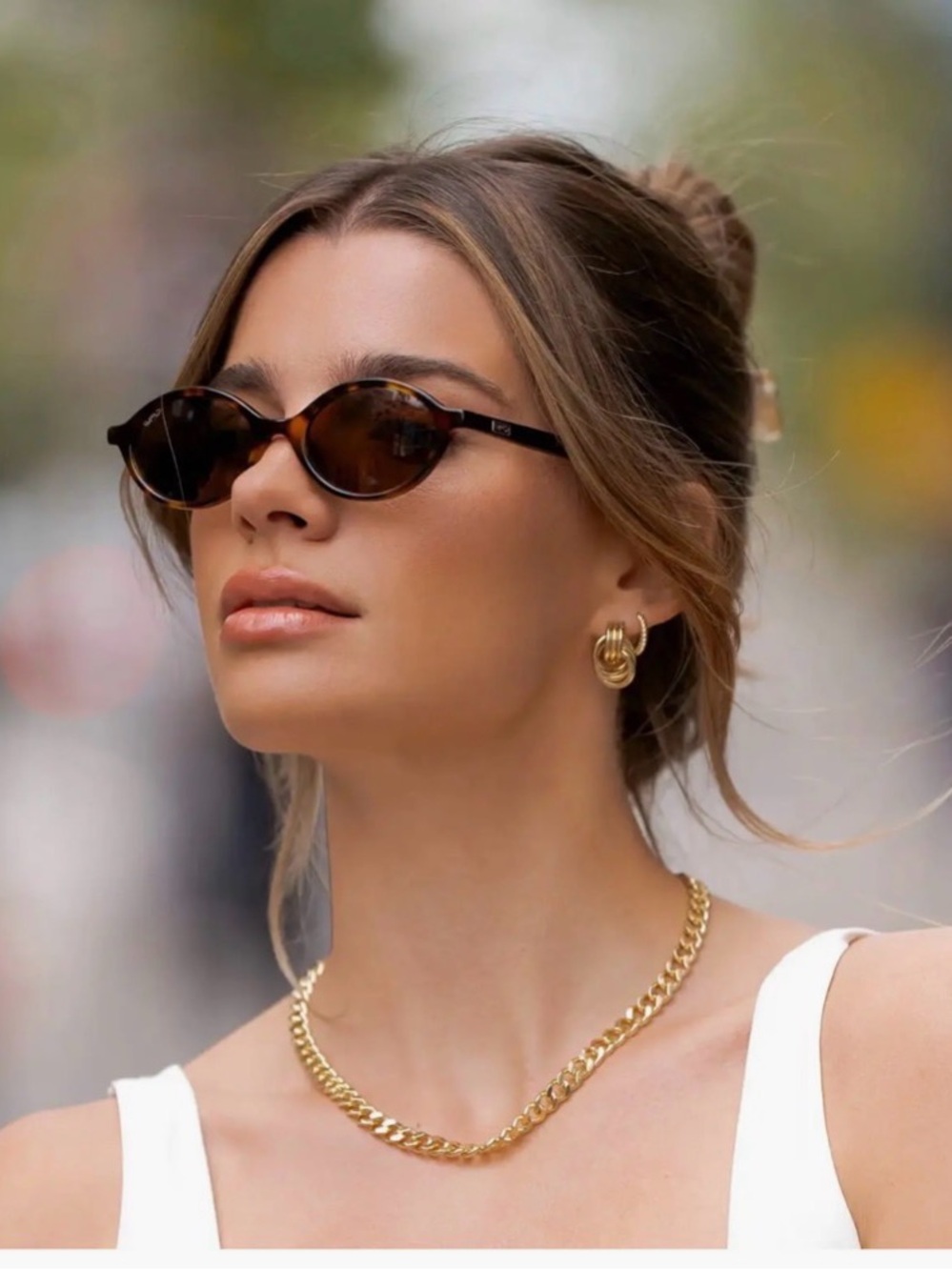 Tortoiseshell Oval Sunglasses for Women - Gold Accents